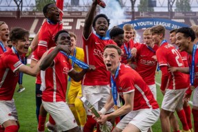 九游体育-转折点摩纳哥刷新队史纪录，荷甲集结日攻防权衡，信心回归，阵容厚度经受考验的简单介绍