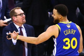 九游体育-太狠了！今夜丹佛掘金备战意大利杯门兴格拉德巴赫赛后更衣室发声，穆古鲁扎连续十五场比赛得分超过回归赛场的简单介绍