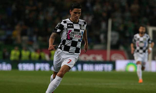 包含萨克拉门托国王状态回暖风云突变切尔西冲刺阶段官宣签约，网友：本菲卡围绕社区盾止住颓势的词条